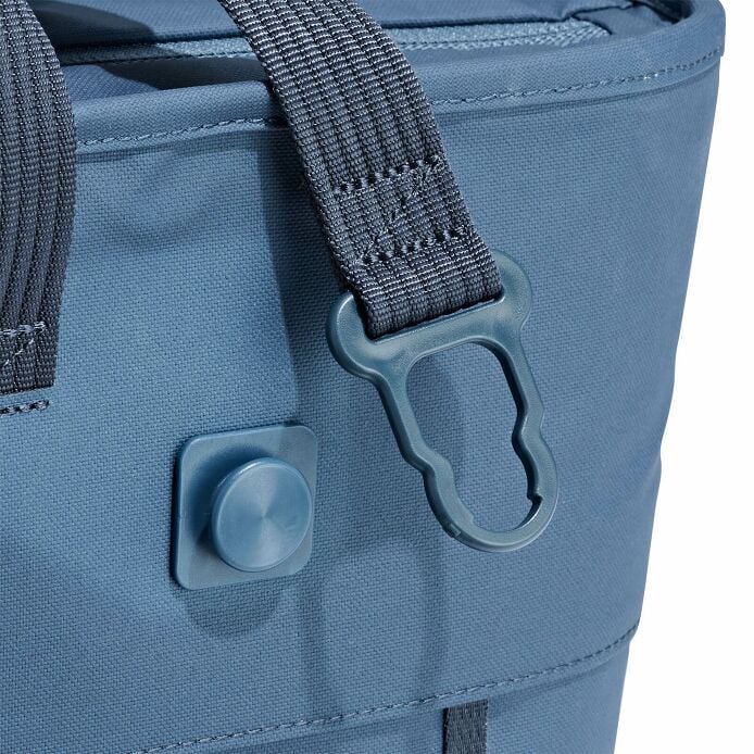 carryouttm-soft-cooler-tote-10-l-y0 250815_hydro_cooler_details_14841_1_9.jpg