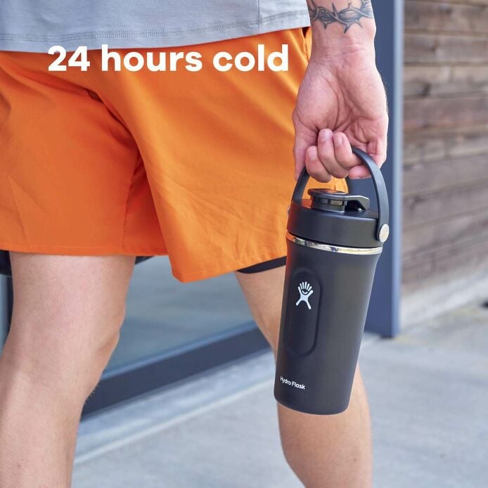 24-oz-insulated-shaker-bottle-e7 hydro_flask_ecomm_en_insulated_shaker_pt03_2000x2000px_4.jpg