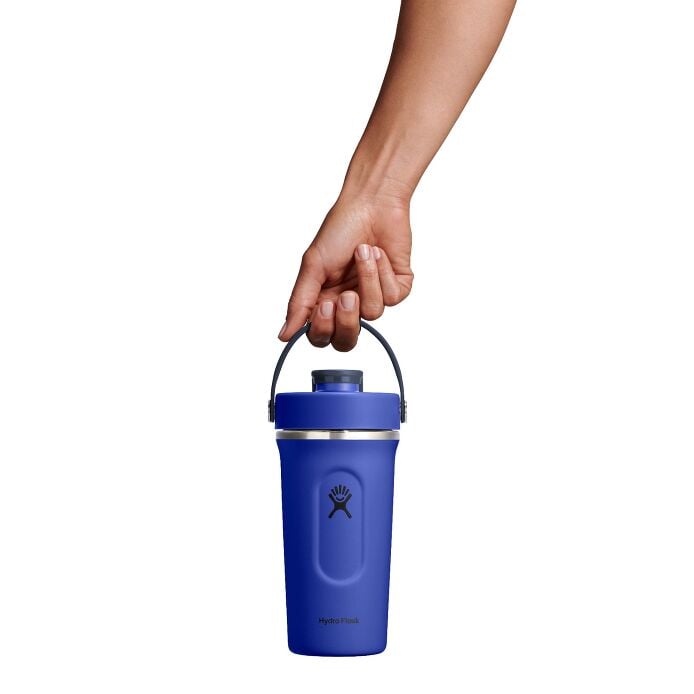 24-oz-insulated-shaker-bottle-e7 mxc24382_24_oz_insulated_shaker_bottle_capri_blue_hb.jpg